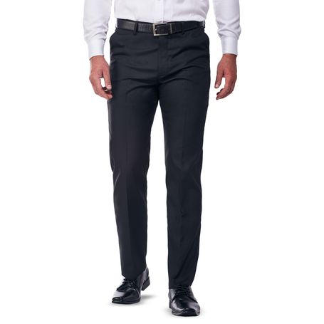 7 formas de combinar un pantalón negro y verte elegante